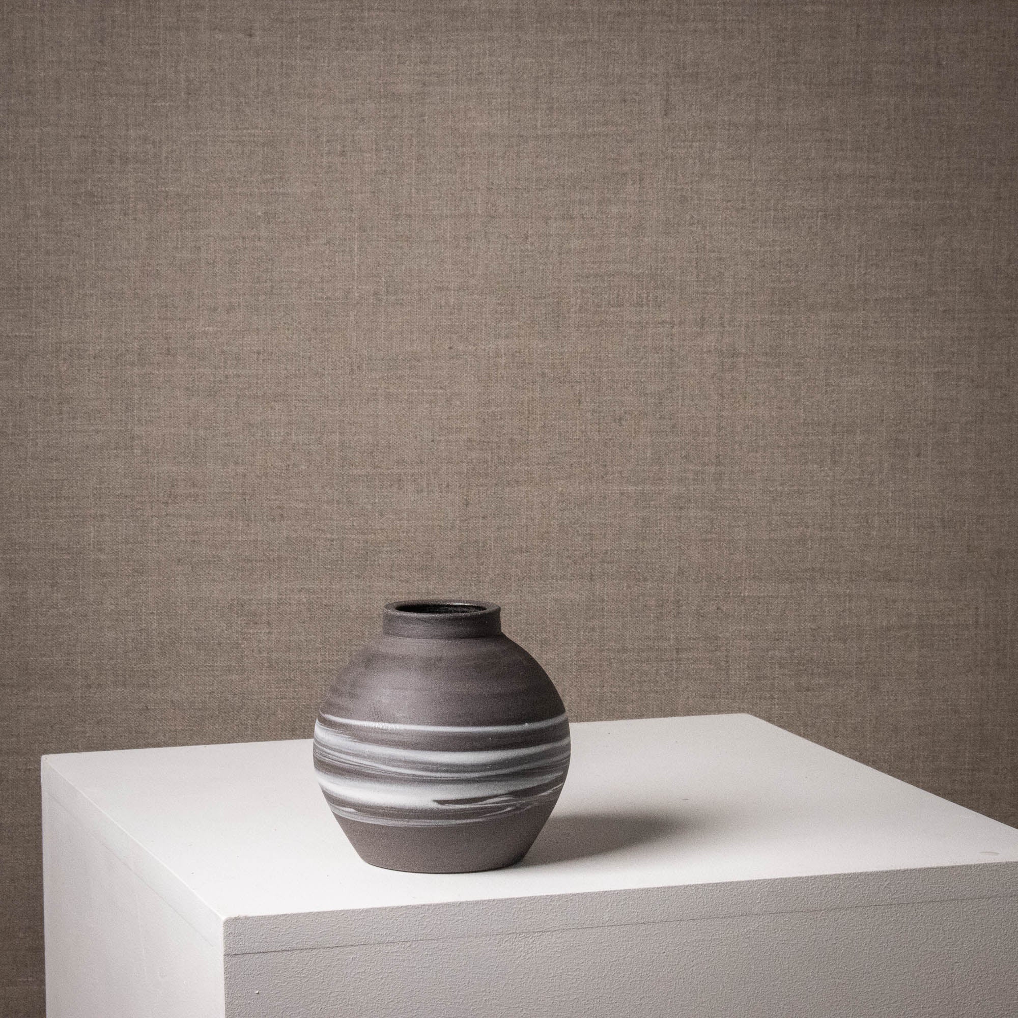 Japandi vase #18