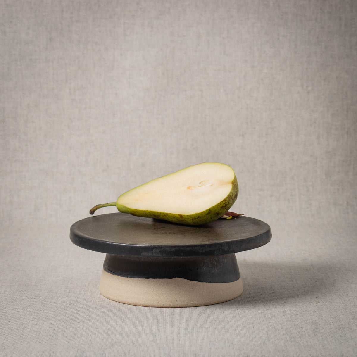 PLATEAU pedestal Medium High