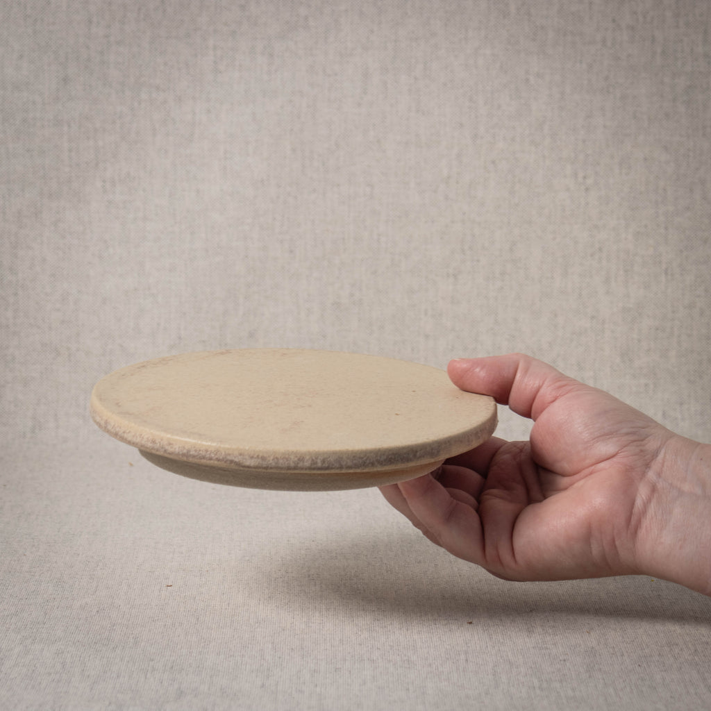 PLATEAU pedestal Medium Low