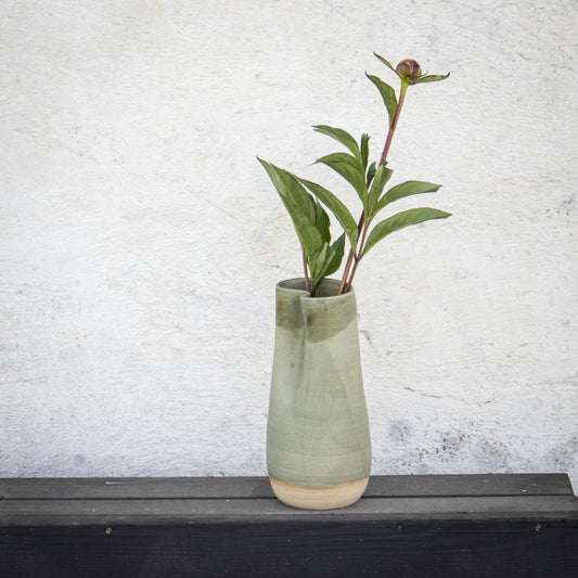 Solitary flower Vase Drop - Pionjären x Studio Latitud